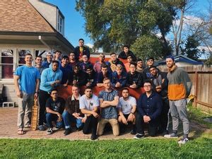 chi phi uc davis|More.